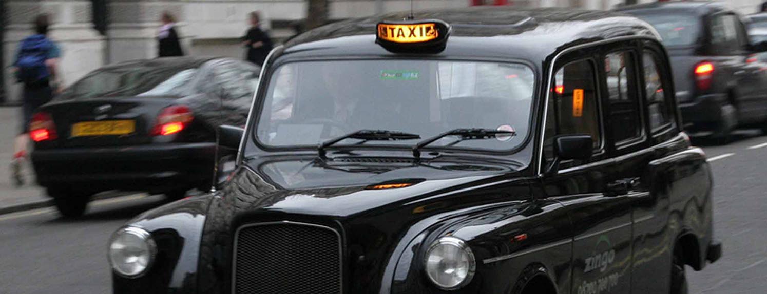 История такси: от повозок до лондонского Black-cab