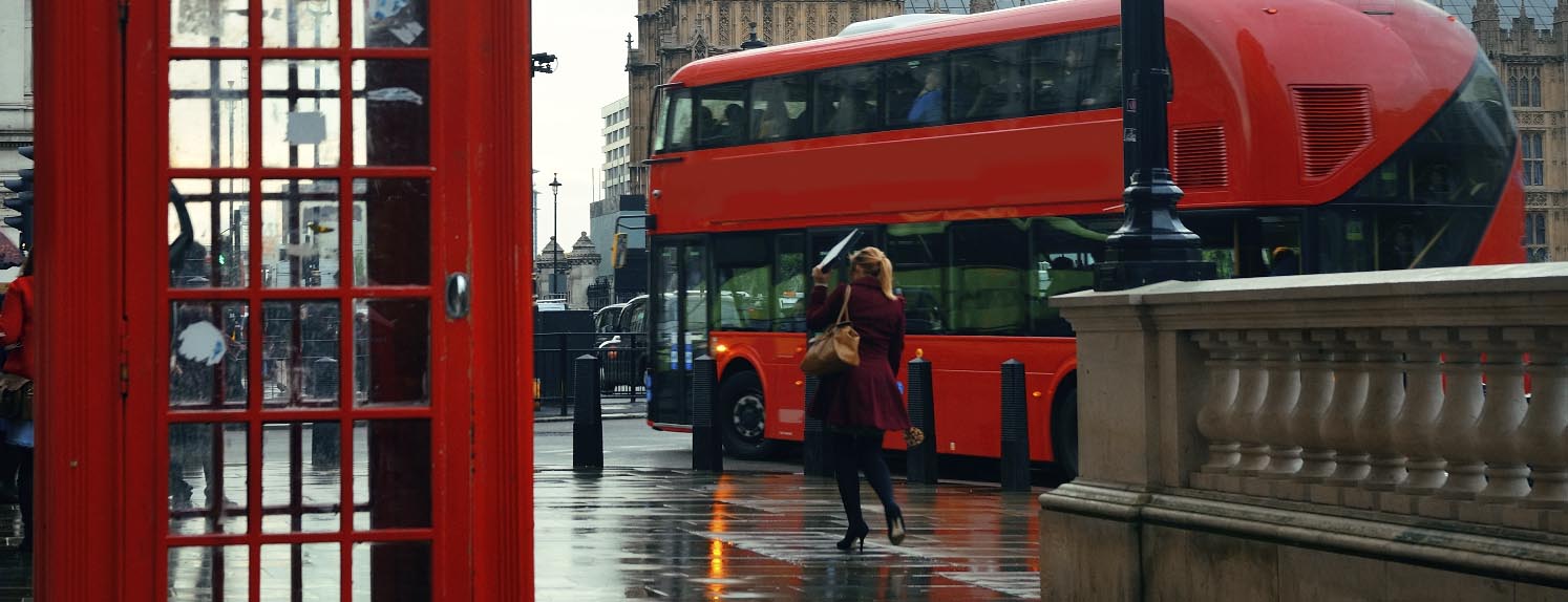 Красная телефонная будка в Лондоне: как она появилась и почему до сих пор не исчезла?
