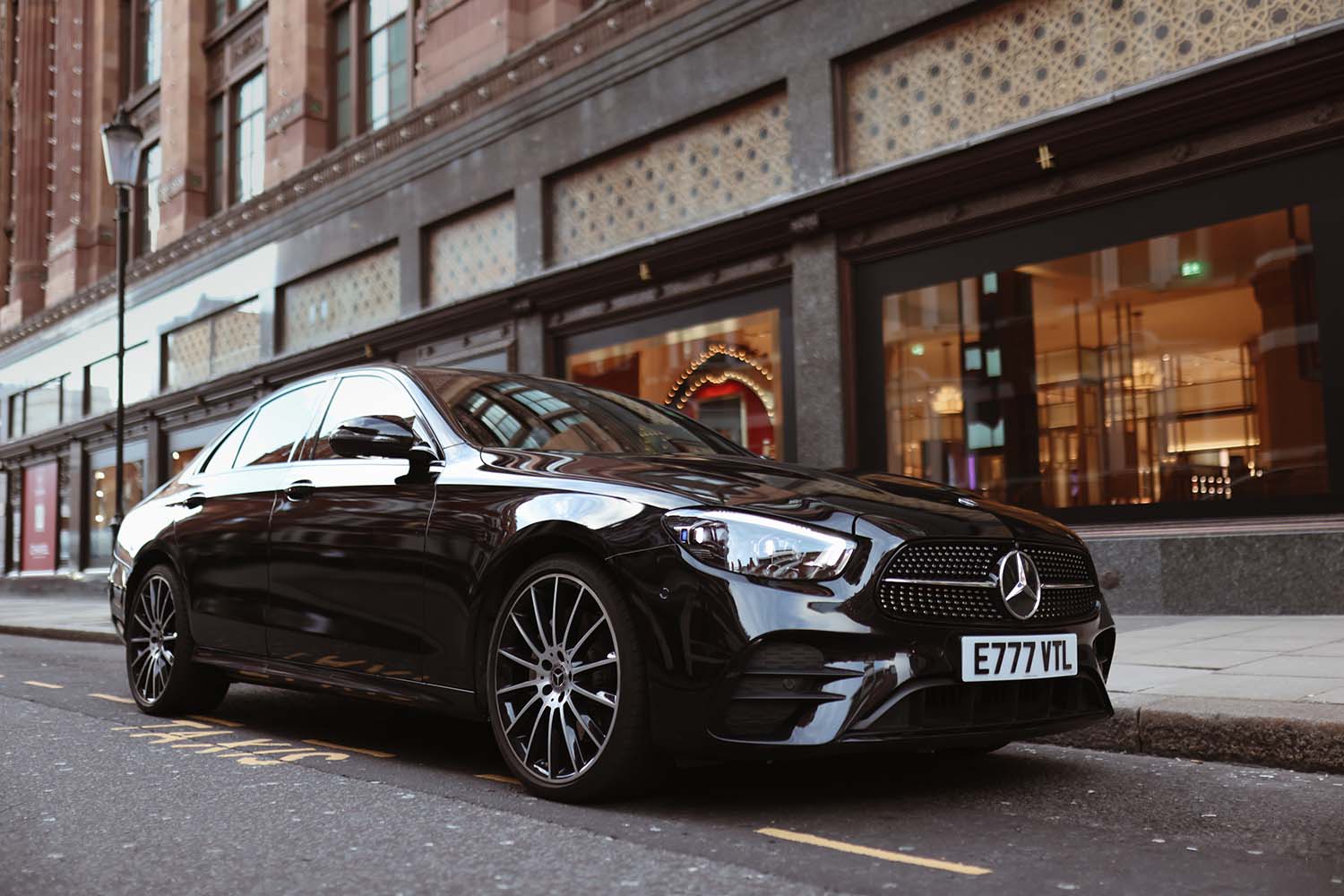 Mercedes-Benz e class в Лондоне